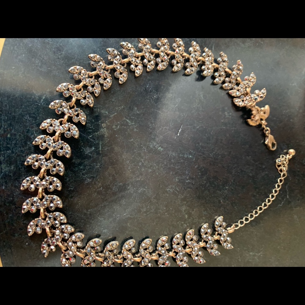 Gold Tone Choker with Faux Gemstones!